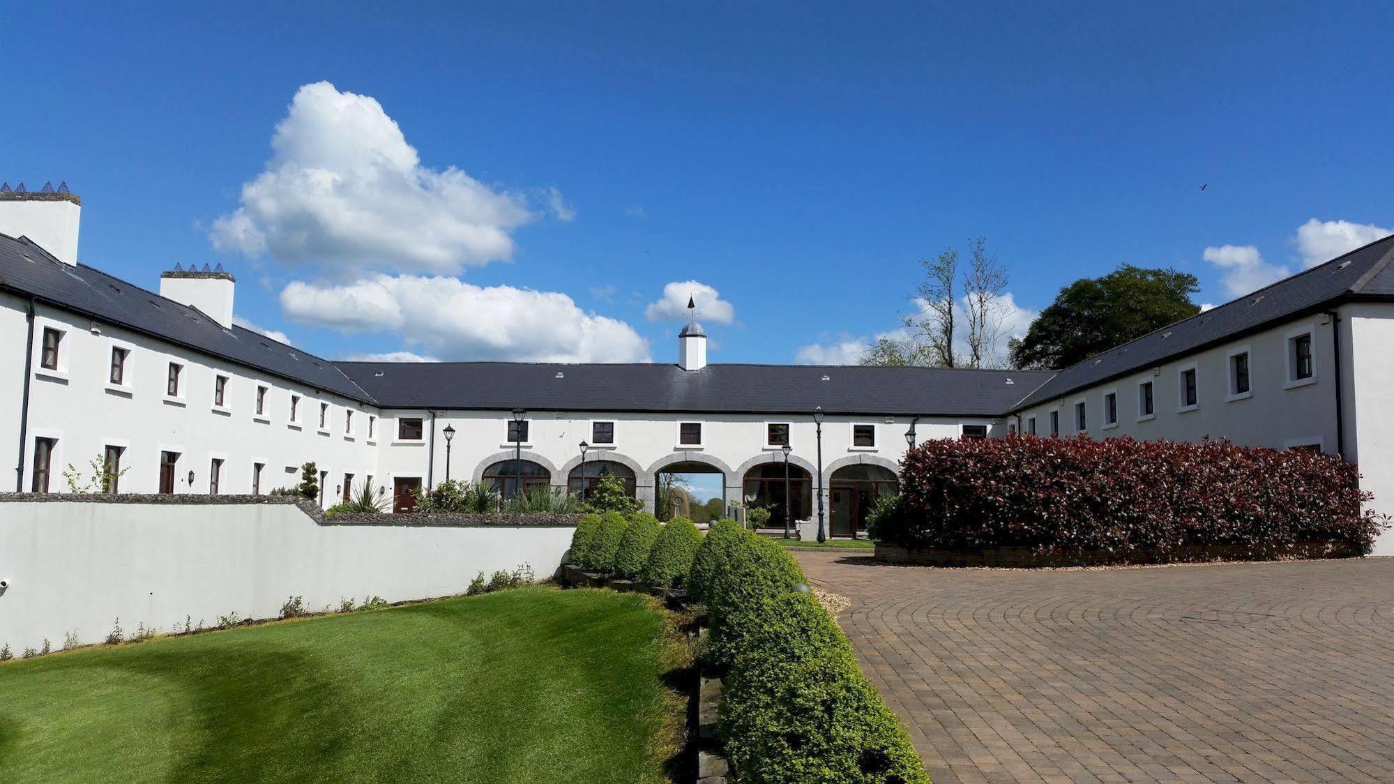 New Forest Estate Lodges Tyrrellspass Εξωτερικό φωτογραφία
