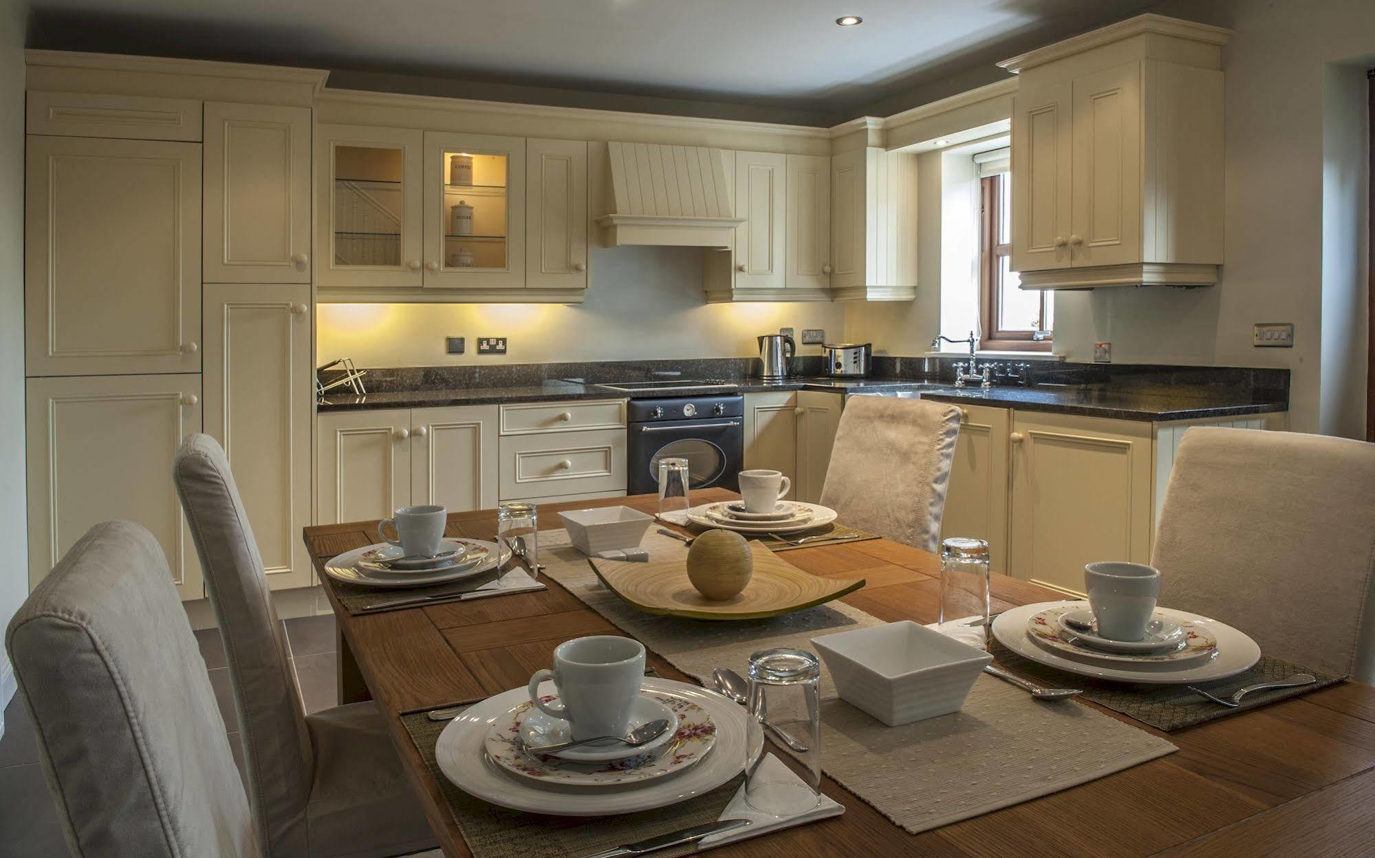 New Forest Estate Lodges Tyrrellspass Εξωτερικό φωτογραφία