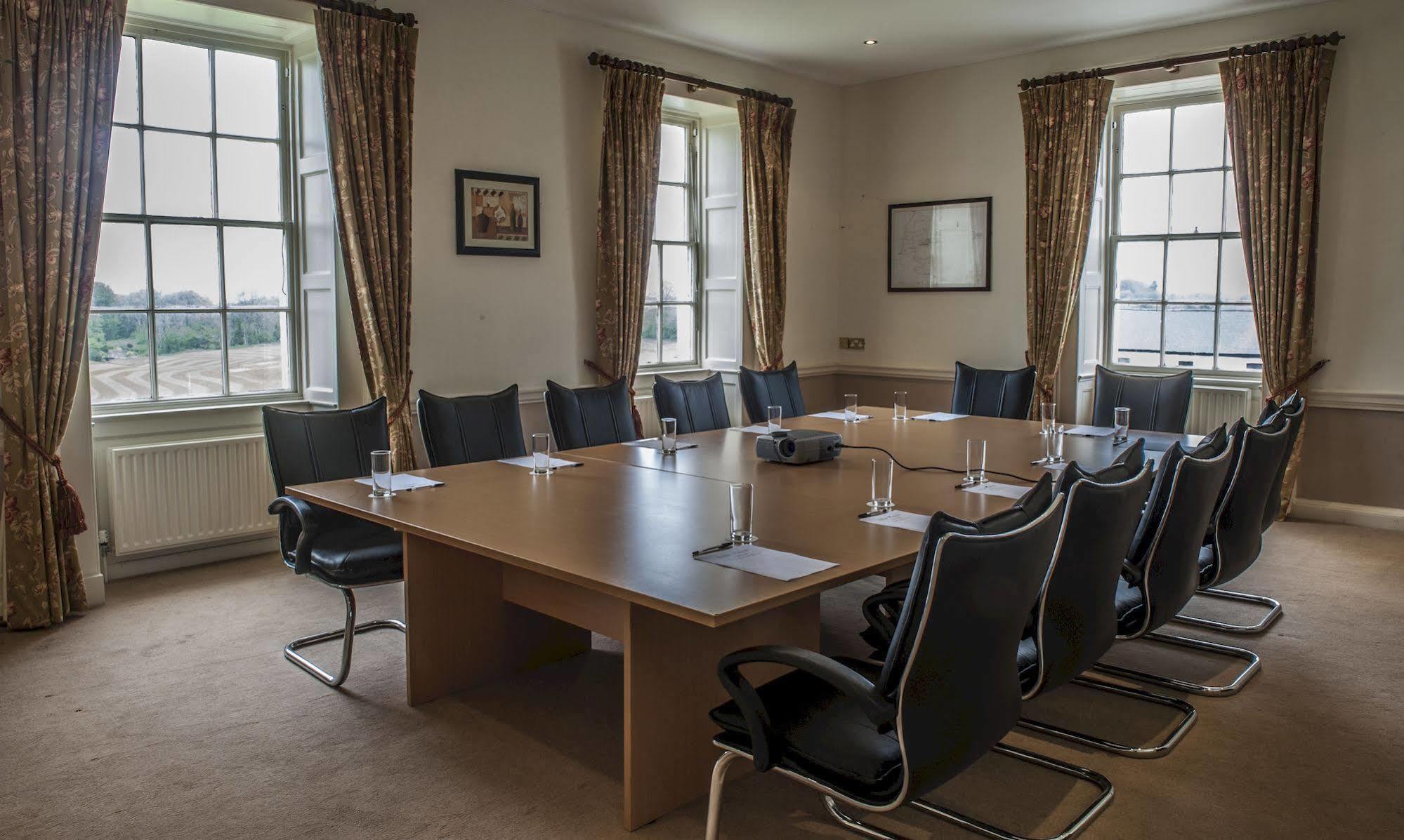 New Forest Estate Lodges Tyrrellspass Εξωτερικό φωτογραφία