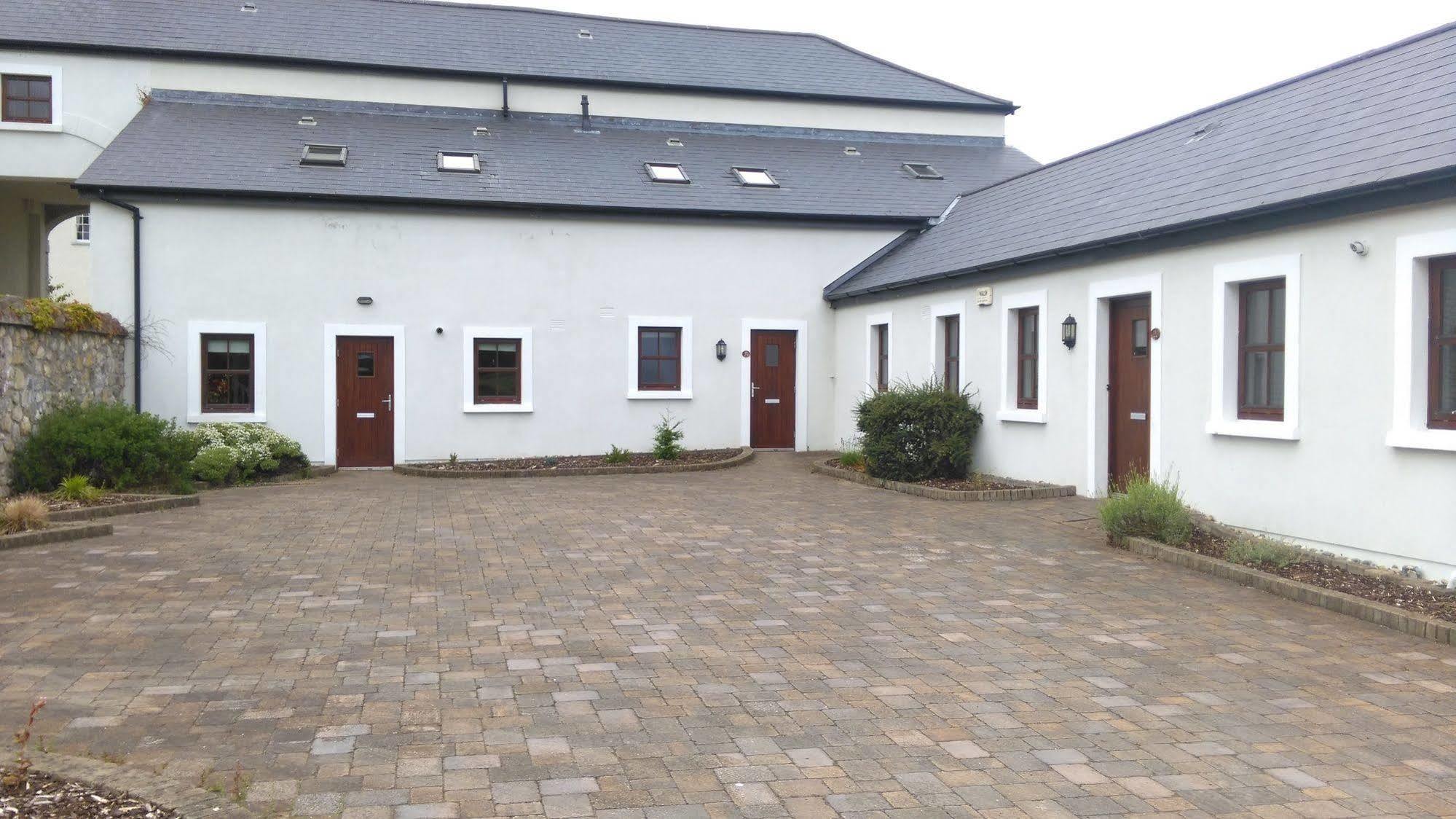 New Forest Estate Lodges Tyrrellspass Εξωτερικό φωτογραφία